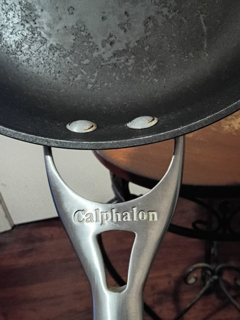 Vintage Calphalon 1390 10” Hard Anodized Non Stick Frying Pan Skillet USA - Picture 3 of 6